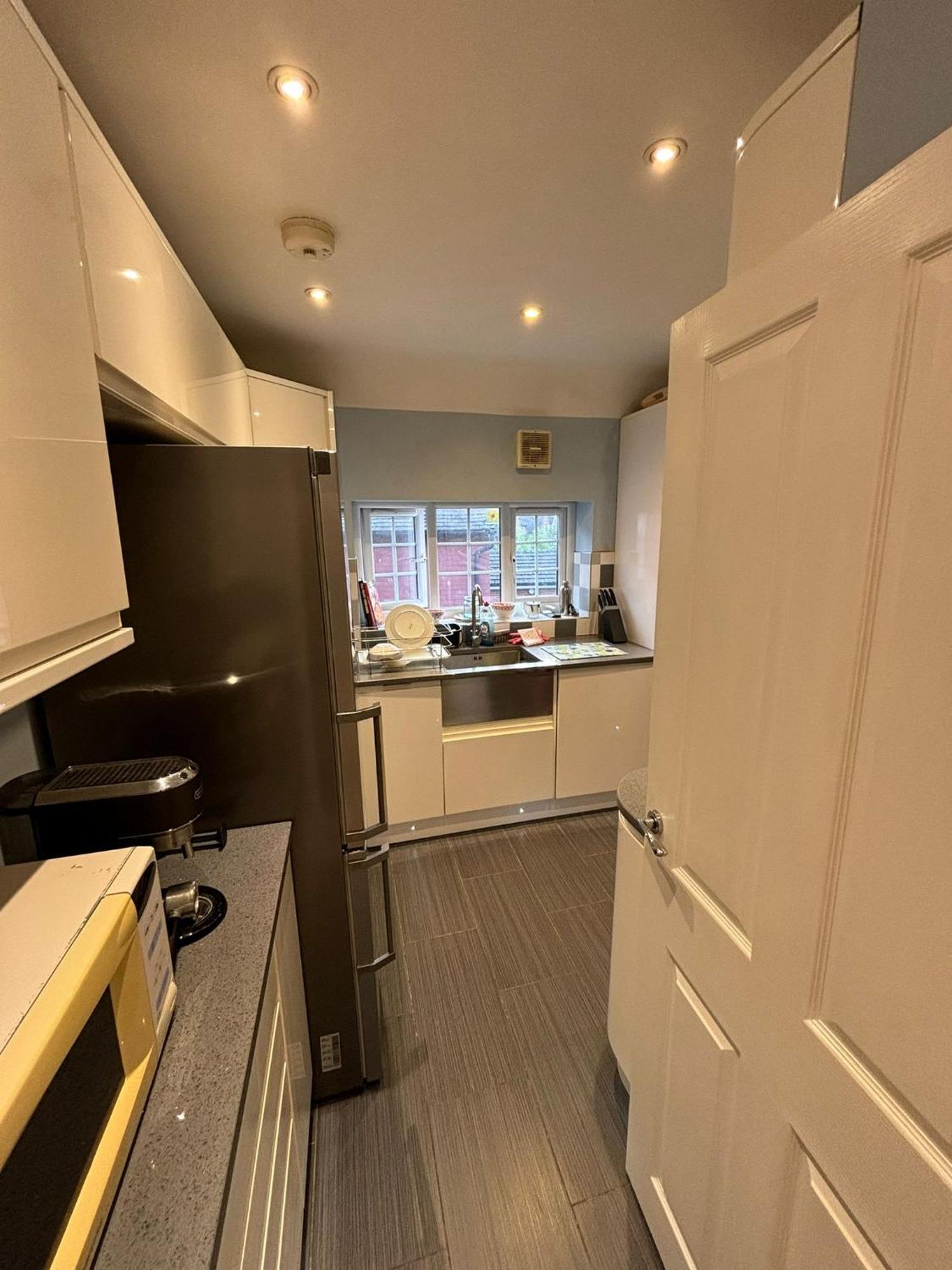 Cosy Shared Flat - Self Check-in, Free Street Parking